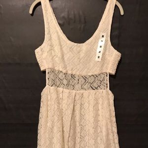 NWT Zumiez off white lace dress